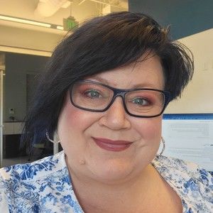 Meet your Posher, Karri